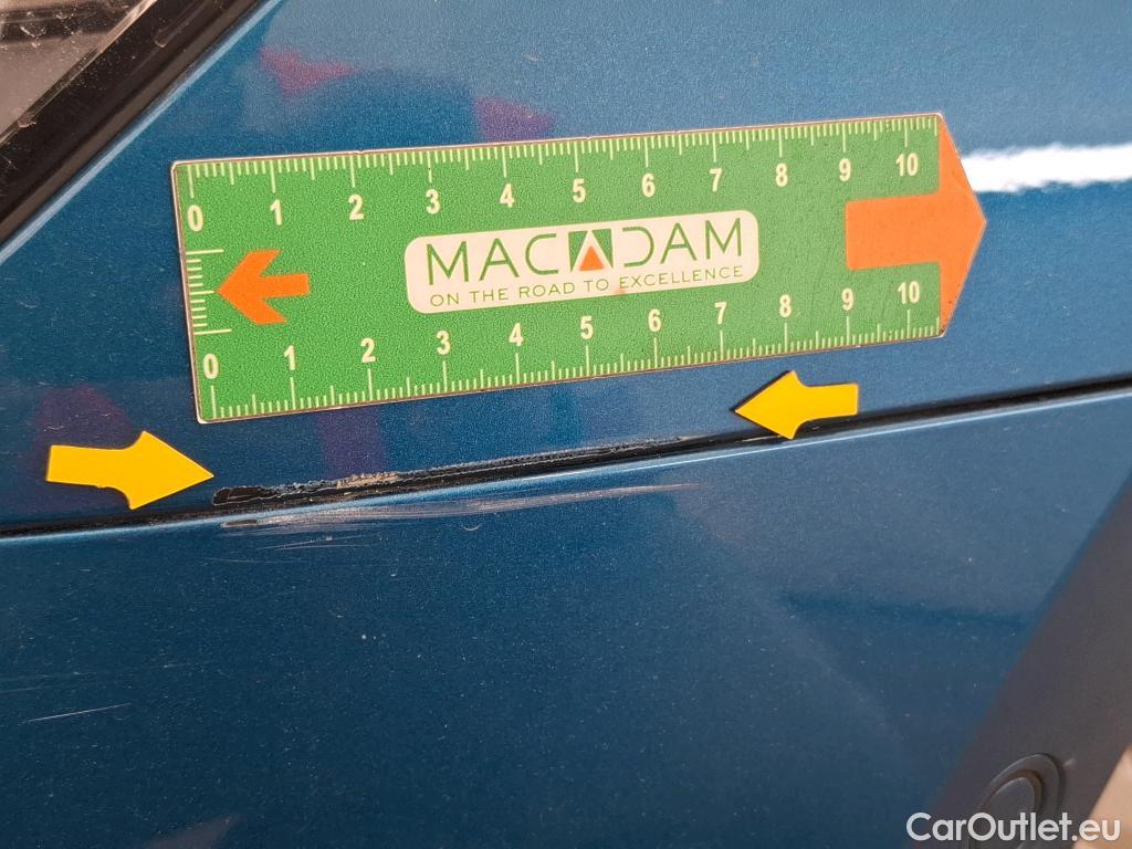  Audi  A3 AUDI  Sportback / 2020 / 5P / Berline 40 TFSI e 204 S Tronic Design Luxe #29