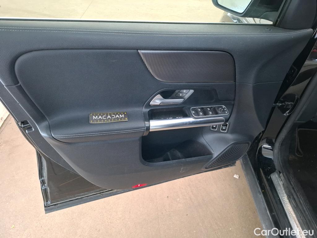  Mercedes  GLA MERCEDES-BENZ  / 2020 / 5P / SUV 1.3  250 e BUSINESS LINE DCT #43