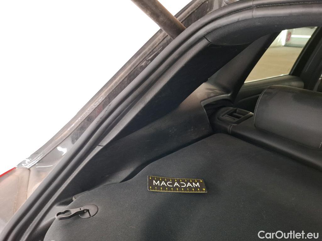  Mercedes  GLA MERCEDES-BENZ  / 2020 / 5P / SUV 1.3  250 e BUSINESS LINE DCT #52