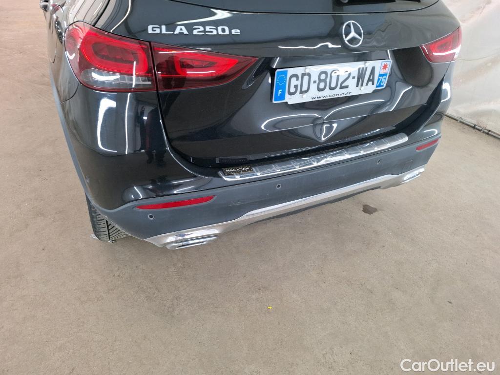  Mercedes  GLA MERCEDES-BENZ  / 2020 / 5P / SUV 1.3  250 e BUSINESS LINE DCT #92