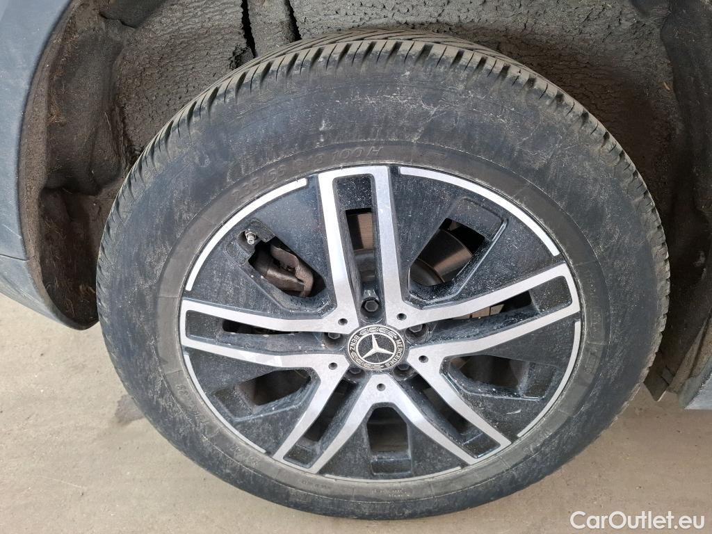  Mercedes  GLA MERCEDES-BENZ  / 2020 / 5P / SUV 1.3  250 e BUSINESS LINE DCT #96