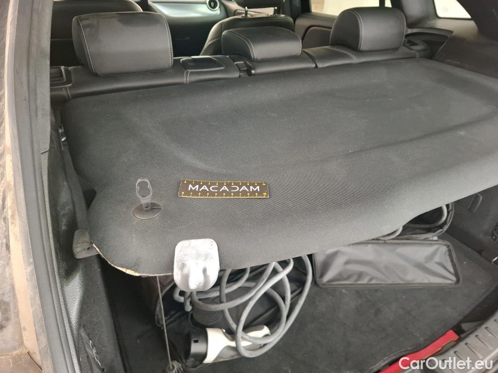  Mercedes  GLA MERCEDES-BENZ  / 2020 / 5P / SUV 1.3  250 e BUSINESS LINE DCT #84