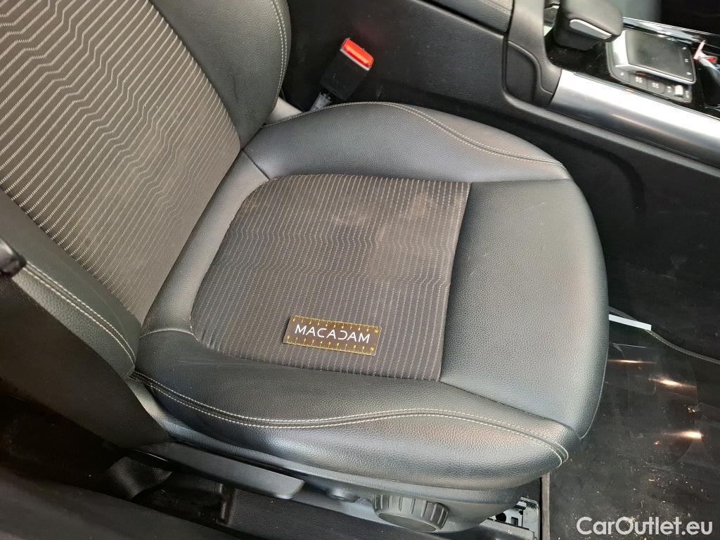  Mercedes  GLA MERCEDES-BENZ  / 2020 / 5P / SUV 1.3  250 e BUSINESS LINE DCT #79