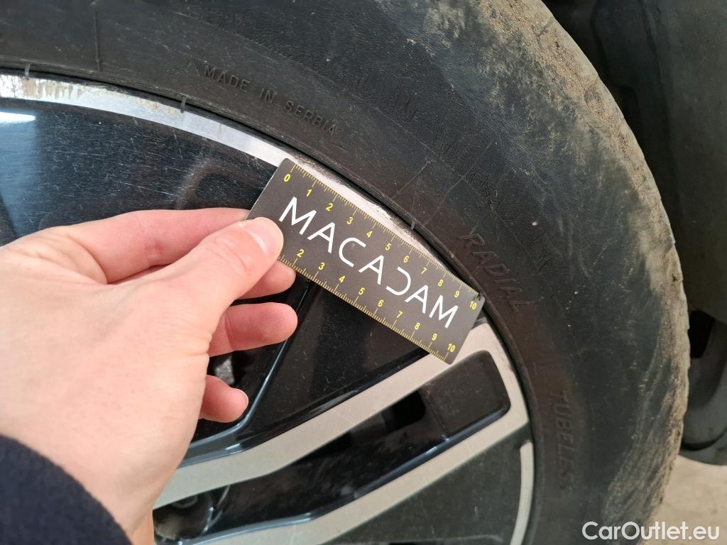  Mercedes  GLA MERCEDES-BENZ  / 2020 / 5P / SUV 1.3  250 e BUSINESS LINE DCT #112