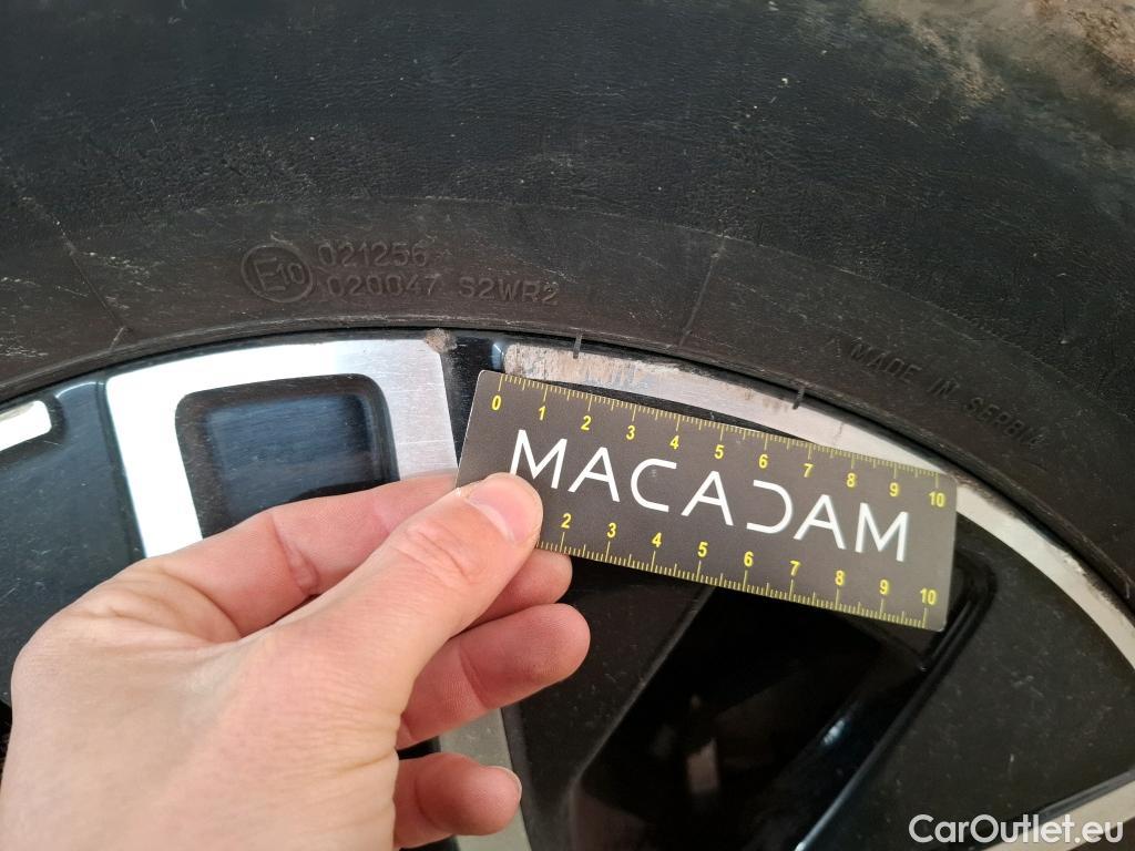  Mercedes  GLA MERCEDES-BENZ  / 2020 / 5P / SUV 1.3  250 e BUSINESS LINE DCT #111