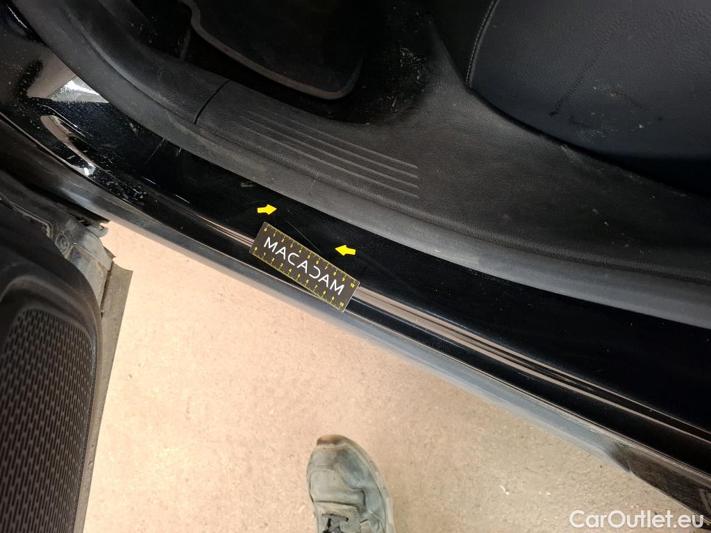  Mercedes  GLA MERCEDES-BENZ  / 2020 / 5P / SUV 1.3  250 e BUSINESS LINE DCT #90