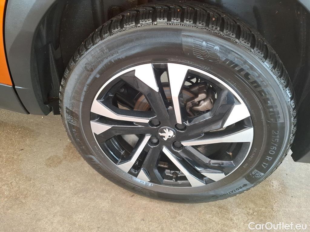 Peugeot  2008  Allure Pack 1.5 HDi 110CV BVM6 E6d #17