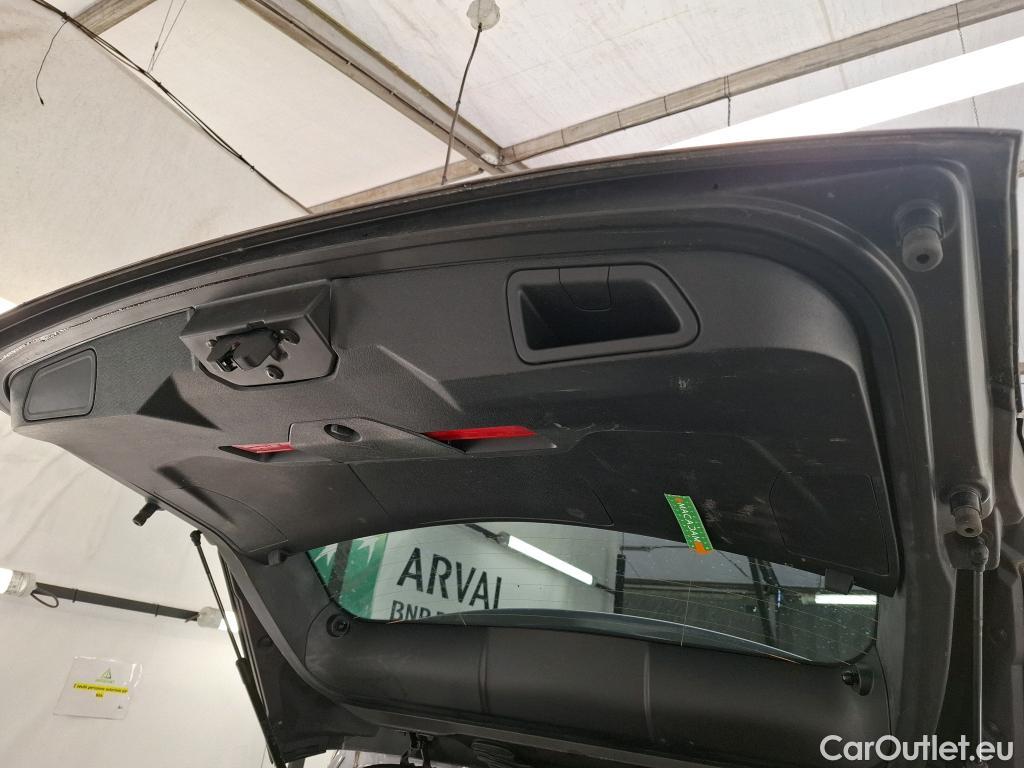  Peugeot  3008  II Allure Pack 1.2 PureTech 130CV BVM6 E6d #5