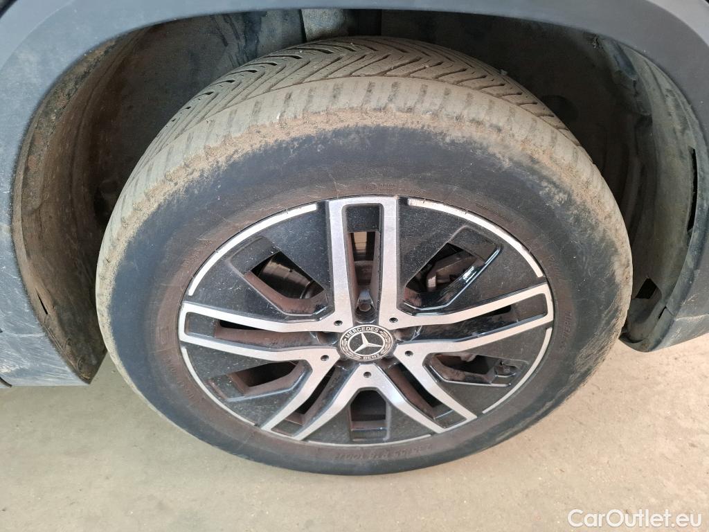  Mercedes  GLA MERCEDES-BENZ  / 2020 / 5P / SUV 1.3  250 e BUSINESS LINE DCT #33