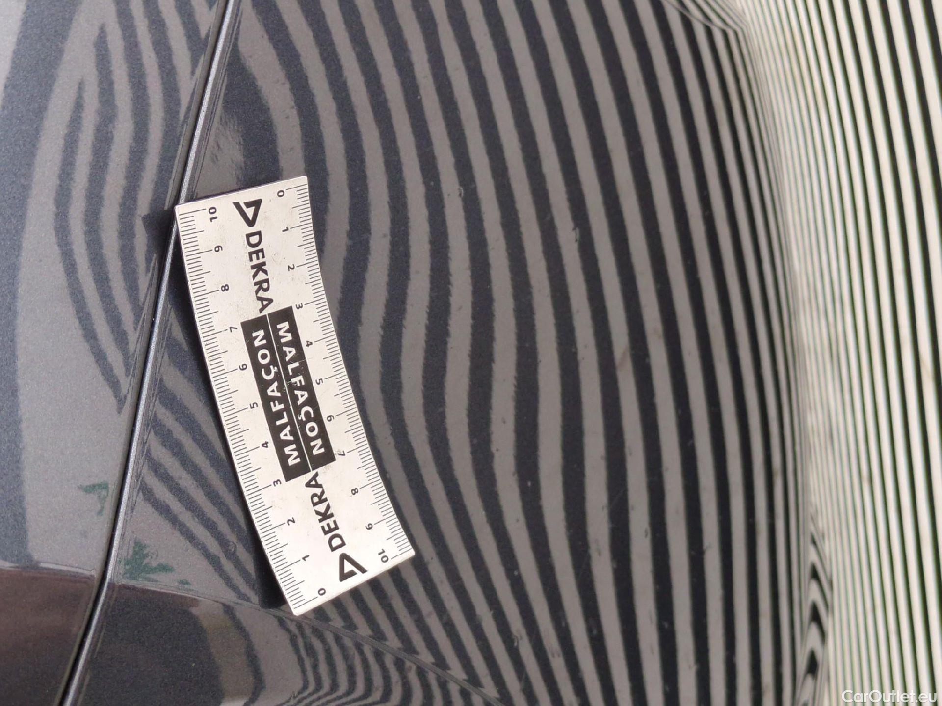  Renault  Megane  IV Berline 5pt. Business 1.5 dCi 115CV BVM6 E6d #35