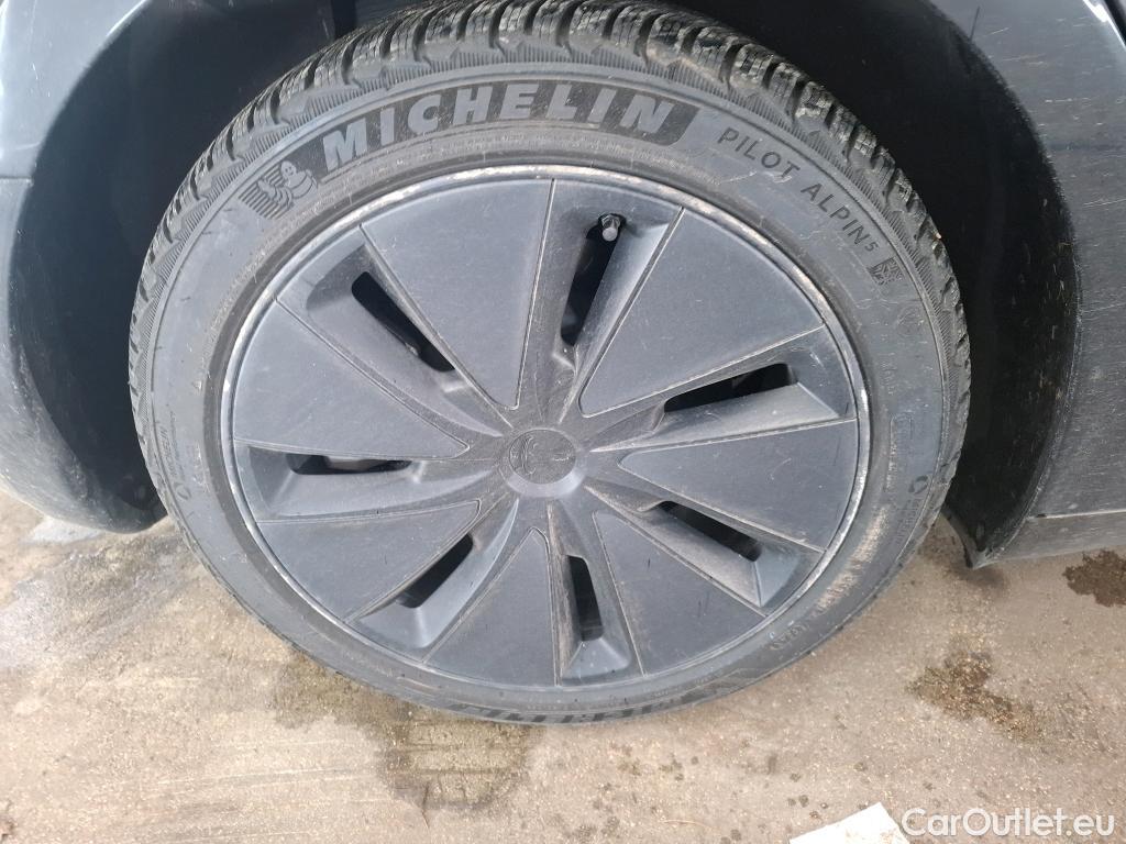  Tesla  Model 3 TESLA  / 2018 / 4P / Berline Grande Autonomie Dual-Motor AWD #18