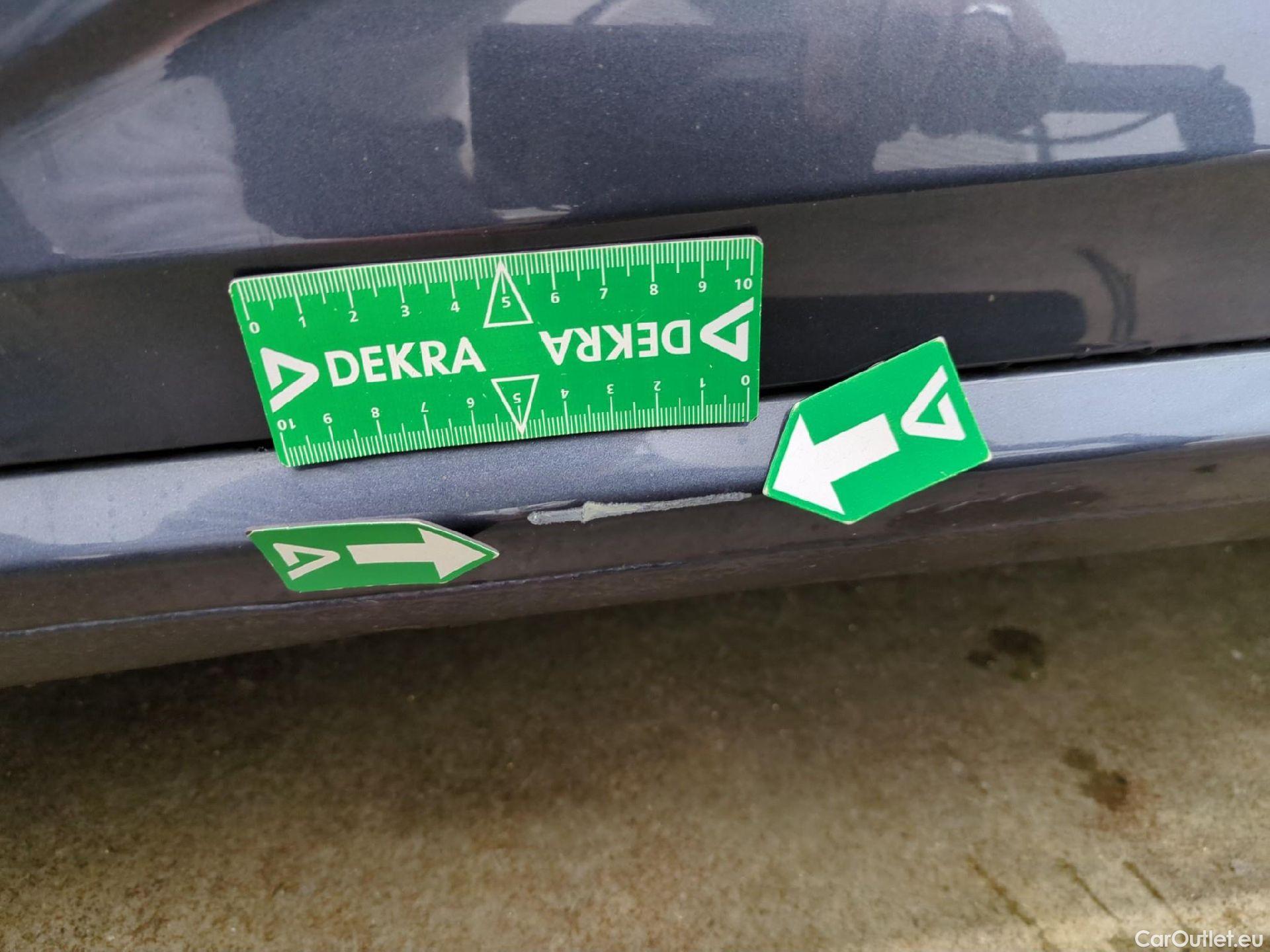  Renault  Megane  IV Berline 5pt. Business 1.5 dCi 115CV BVM6 E6d #28