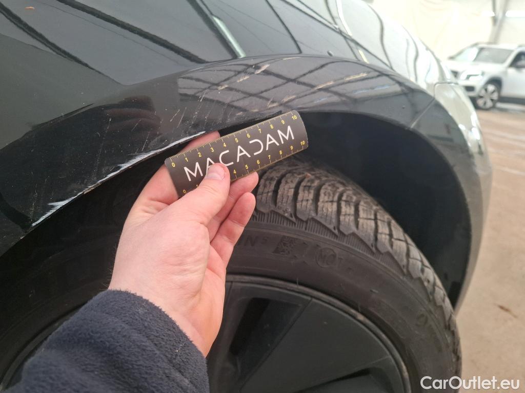  Tesla  Model 3 TESLA  / 2018 / 4P / Berline Grande Autonomie Dual-Motor AWD #10