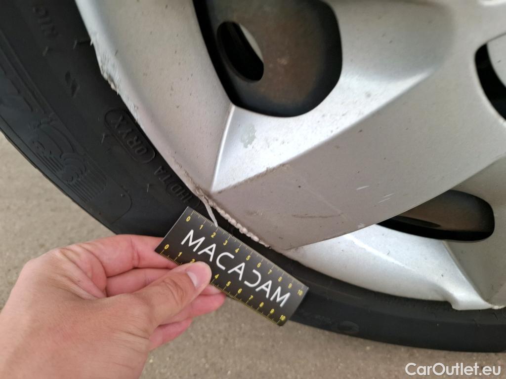  Renault  Kangoo  Express Confort (L1) 1.5 dCi 90CV BVM5 E6 #20