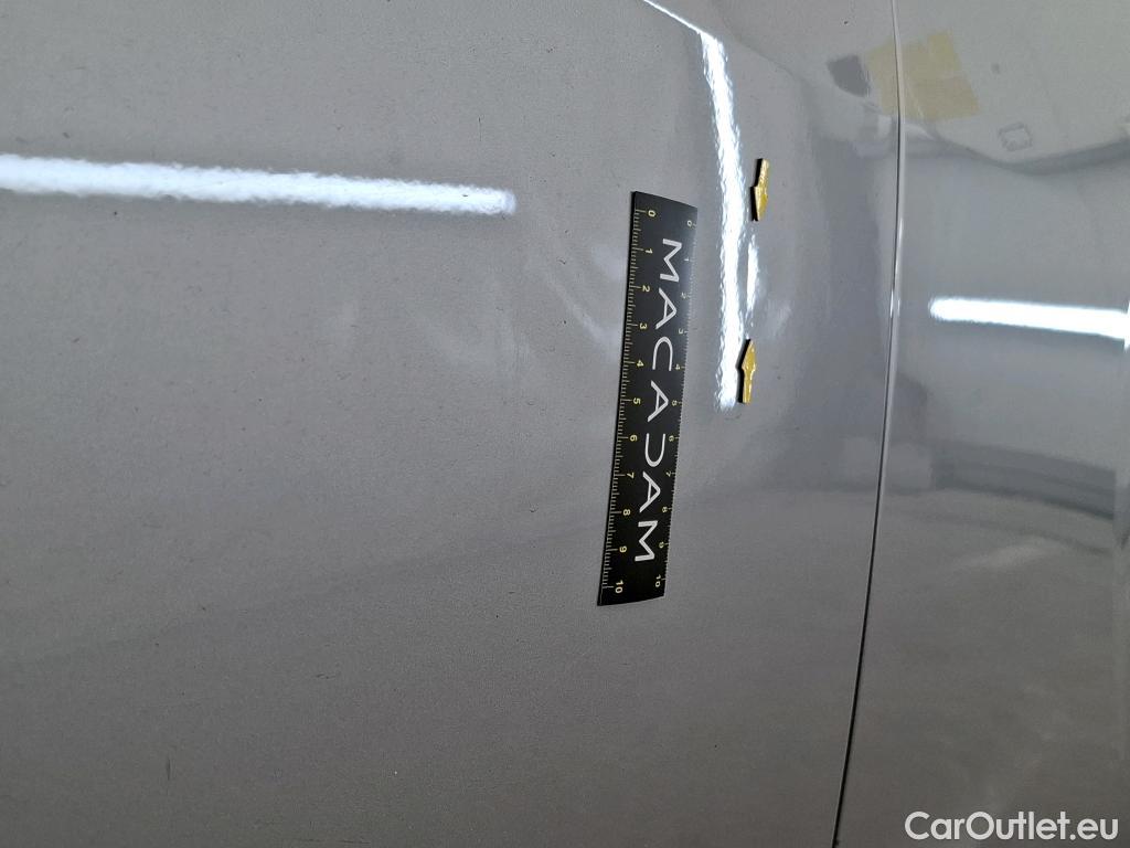  Toyota  Yaris TOYOTA  Hybride / 2019 / 5P / Berline Hybride 116h Iconic #10