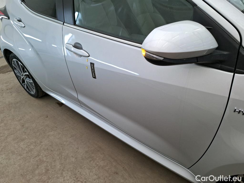  Toyota  Yaris TOYOTA  Hybride / 2019 / 5P / Berline Hybride 116h Iconic #15