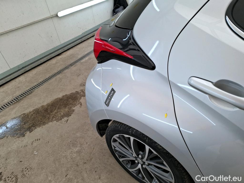  Toyota  Yaris TOYOTA  Hybride / 2019 / 5P / Berline Hybride 116h Iconic #12