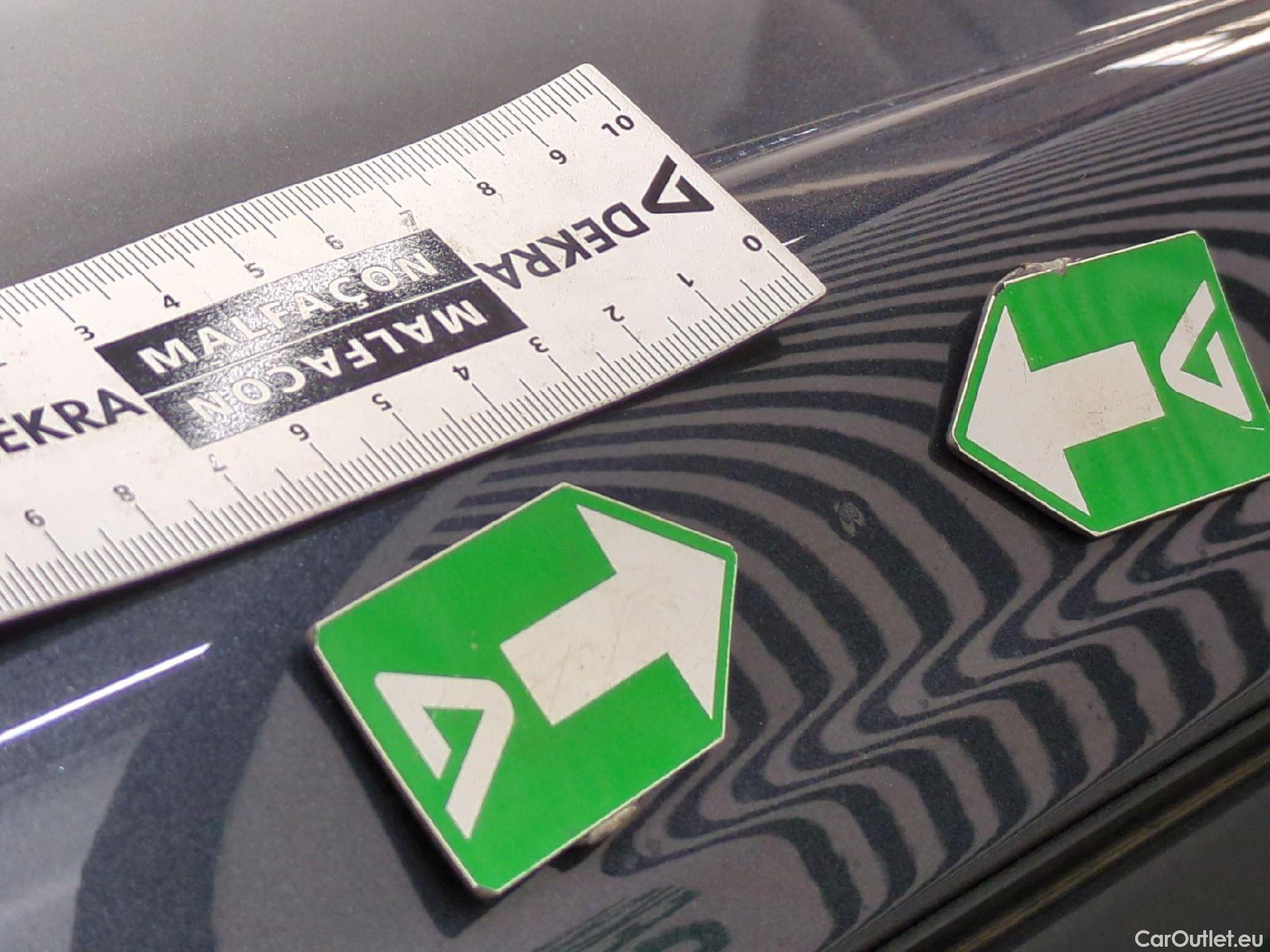  Renault  Megane  IV Berline 5pt. Business 1.5 dCi 115CV BVM6 E6d #37