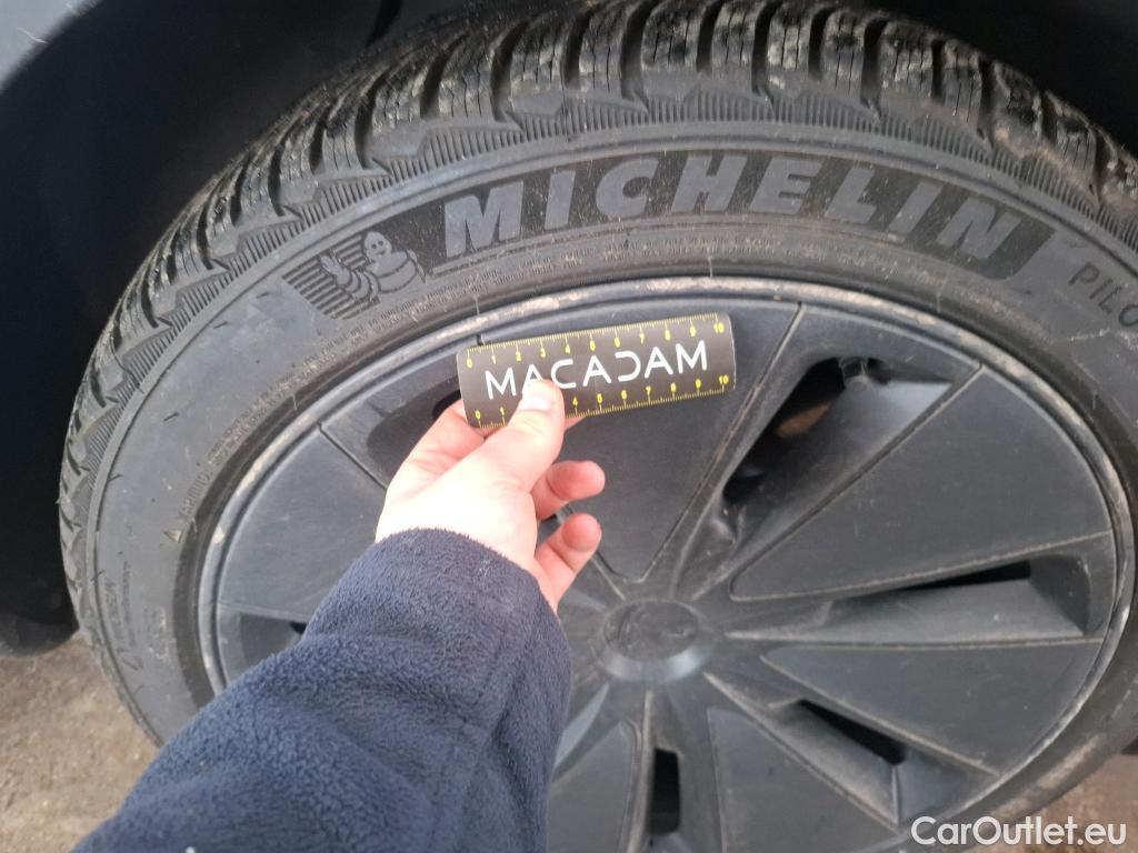  Tesla  Model 3 TESLA  / 2018 / 4P / Berline Grande Autonomie Dual-Motor AWD #19