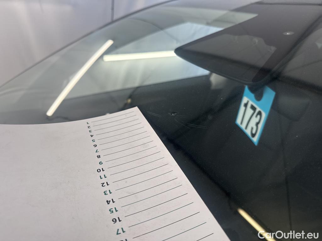  Tesla  Model Y TESLA  / 2020 / 5P / SUV Performance Dual-Motor AWD #2