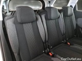  Peugeot  5008 PEUGEOT  / 2017 / 5P / SUV BLUEHDI 130 ACTIVE EAT8 S/S AUT. #14