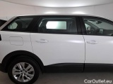  Peugeot  5008 PEUGEOT  / 2017 / 5P / SUV BLUEHDI 130 ACTIVE EAT8 S/S AUT. #55