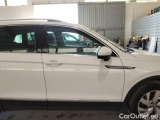  Volkswagen  Tiguan VOLKSWAGEN  / 2020 / 5P / SUV 2.0 TDI SCR 110KW ELEGANCE DSG #44