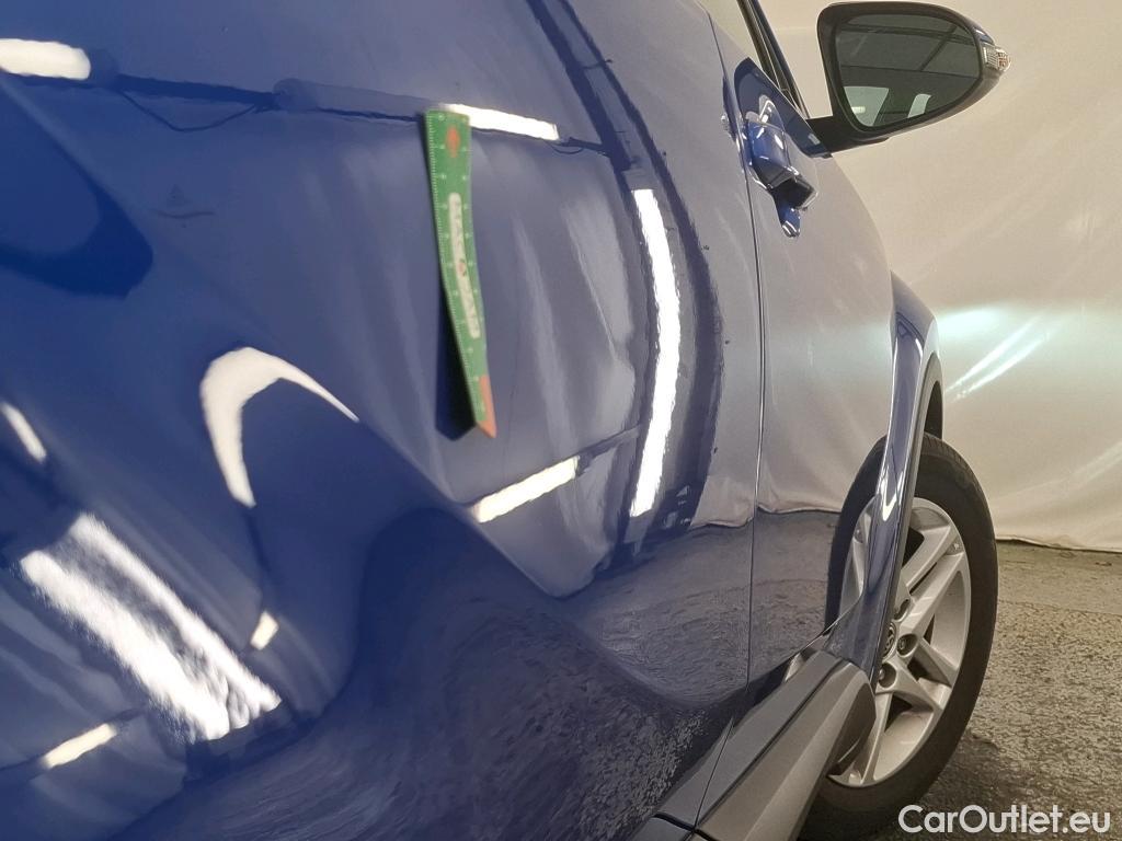  Toyota  C-HR TOYOTA  / 2016 / 5P / SUV 2.0 Hybride 184 Dynamic Business Beyond #3