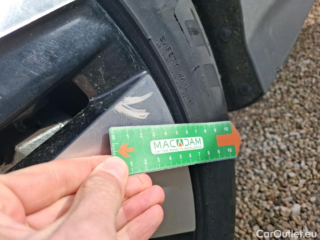  Hyundai   Ioniq Ioniq 6 Creative Electrique 77kWh BVA #14