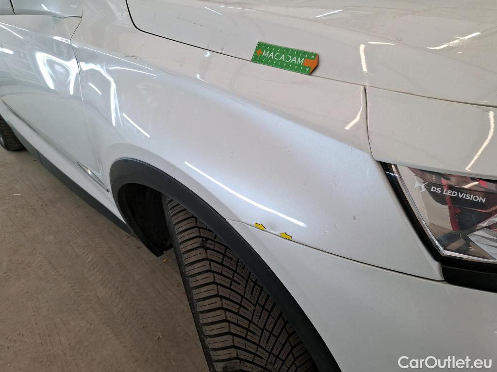  DS  DS7 DS DS 7 Crossback / 2017 / 5P / SUV E-TENSE 4x4 PERFORMANCE Line + #12
