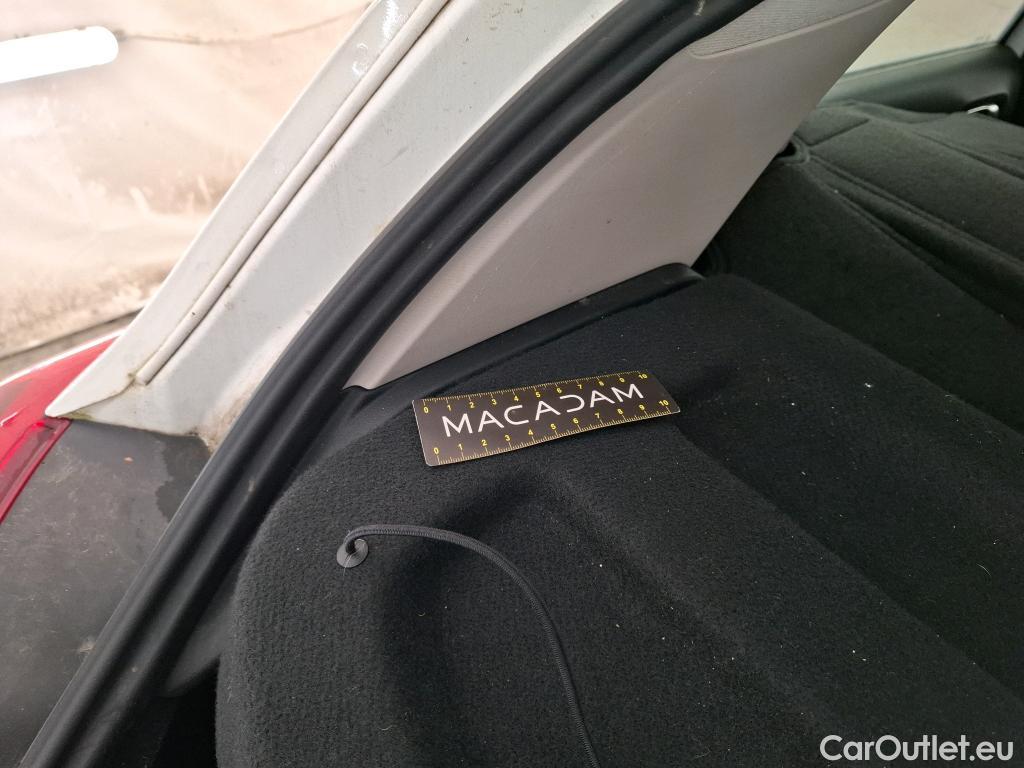  Citroen  C3  Société Feel 1.5 BlueHDI 100CV BVM5 E6dT #8