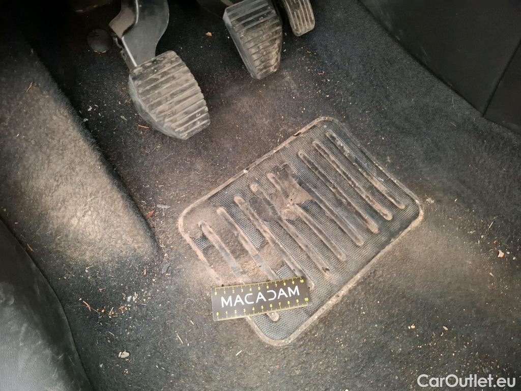  Citroen  C3  Société Feel 1.5 BlueHDI 100CV BVM5 E6dT #1