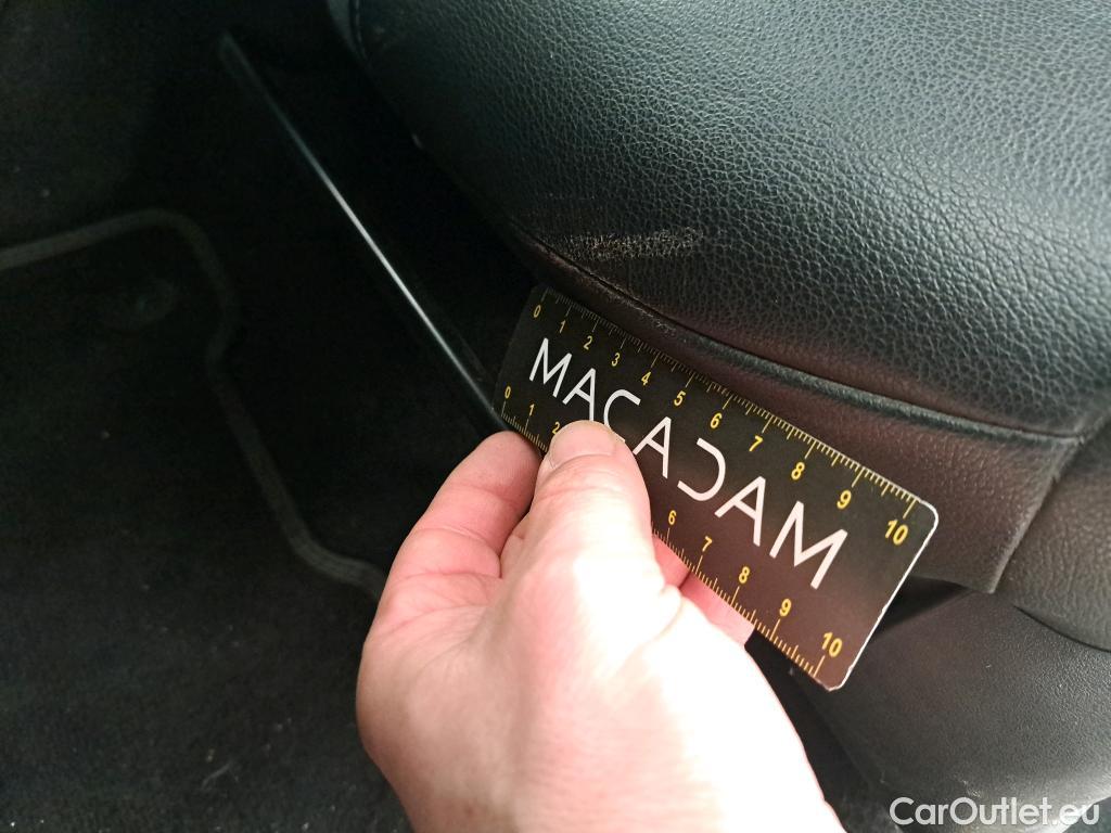  Nissan  Leaf NISSAN  / 2017 / 5P / Berline 62 kWh 217ch Tekna #28