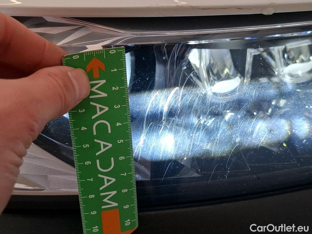  DS  DS7 DS DS 7 Crossback / 2017 / 5P / SUV E-TENSE 4x4 PERFORMANCE Line + #21