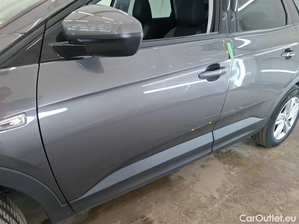  Opel   Grandland X Grandland X Business Edition 1.2 Turbo 130CV BVM6 E6d #16