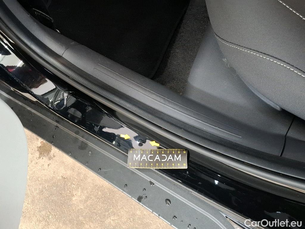  Hyundai  Bayon HYUNDAI  / 2021 / 5P / SUV 1.0 T-GDI 100 HYBRID 48V INTUITIVE #14