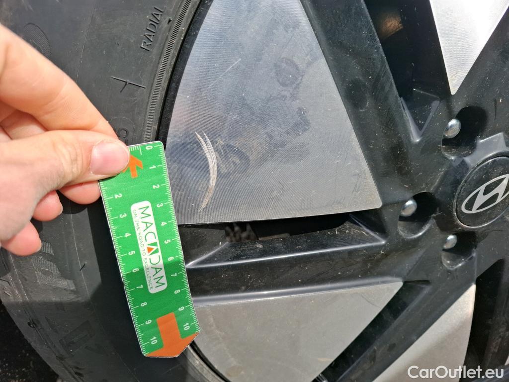  Hyundai   Ioniq Ioniq 6 Creative Electrique 77kWh BVA #13