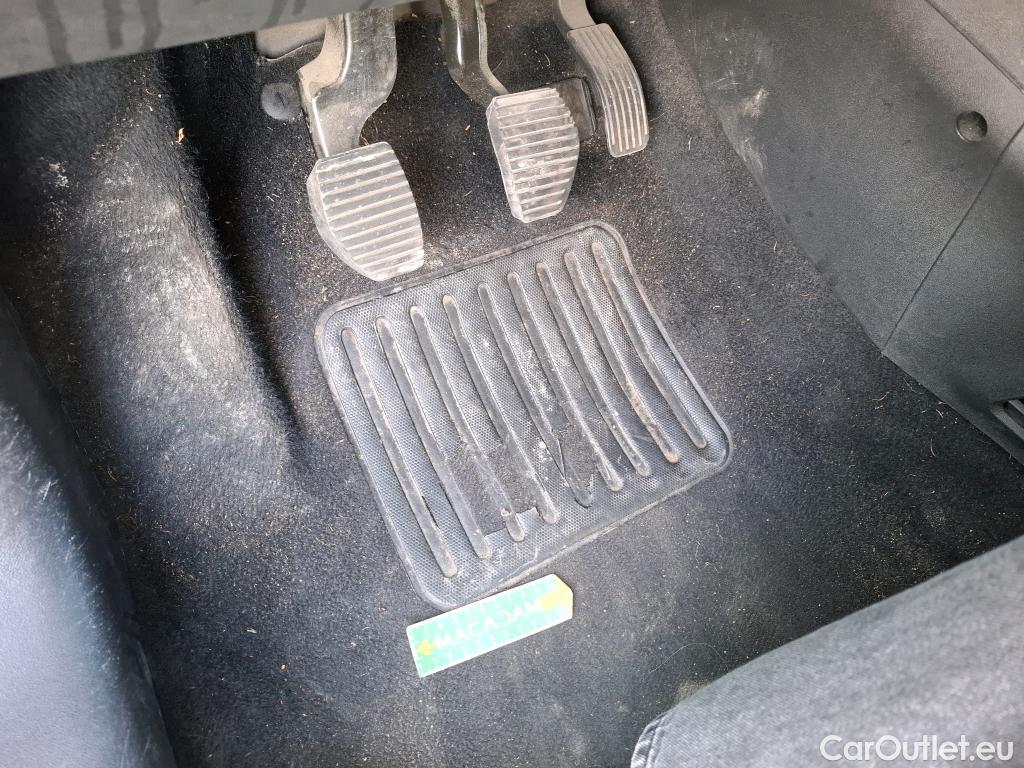  Peugeot  208  Active 1.2 PureTech 80CV BVM5 E6 #1