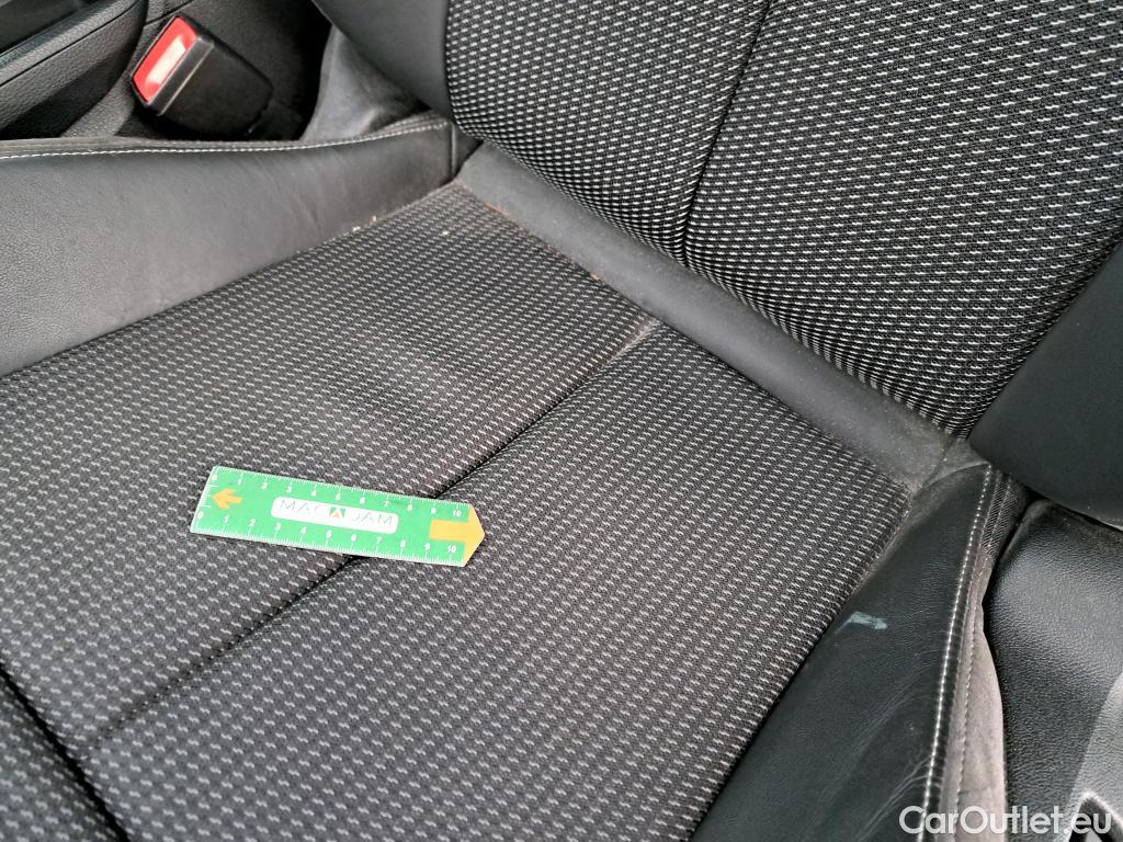  Audi  Q3 AUDI  Sportback / 2019 / 5P / SUV 35 TFSI 150 MHEV S Tronic 7 S LINE #23