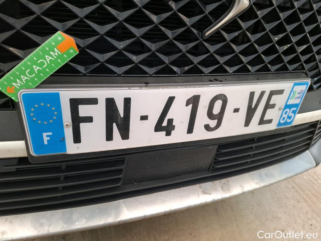  DS  DS7 DS DS 7 Crossback / 2017 / 5P / SUV E-TENSE 4x4 PERFORMANCE Line + #22