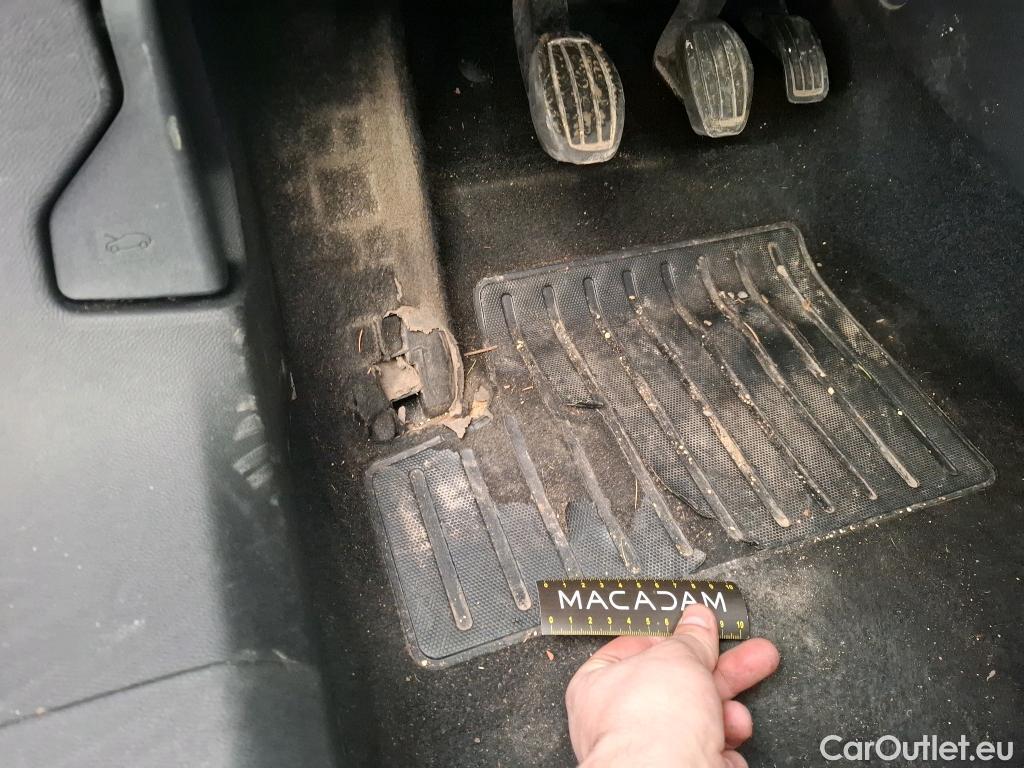  Peugeot  2008  Allure Business 1.2 PureTech 100CV BVM6 E6d #2