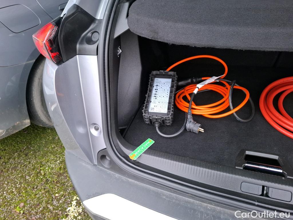  Peugeot  2008  (e-) Road Trip 50kWh BVA #1