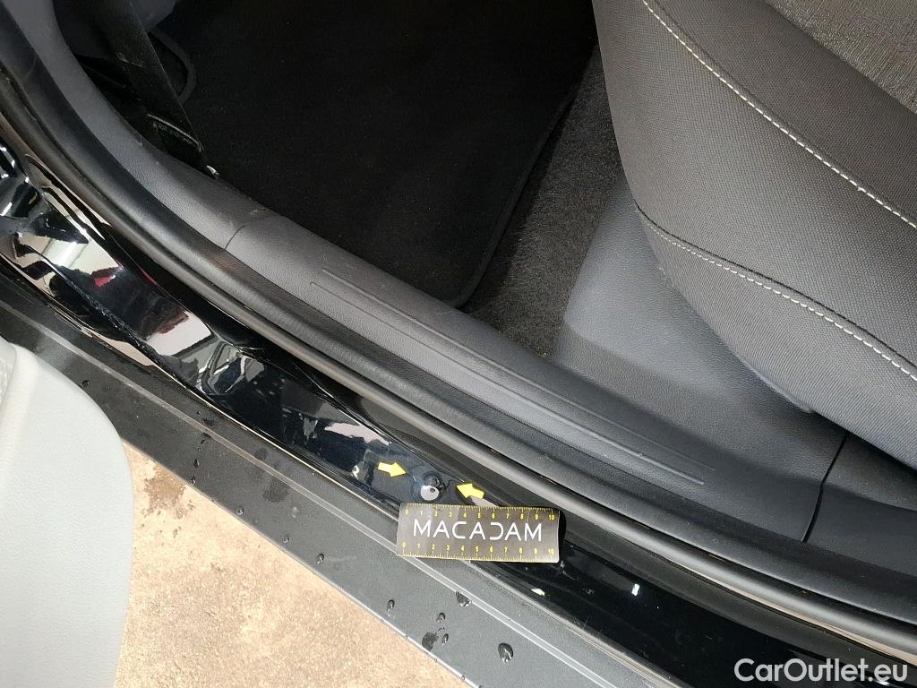  Hyundai  Bayon HYUNDAI  / 2021 / 5P / SUV 1.0 T-GDI 100 HYBRID 48V INTUITIVE #15