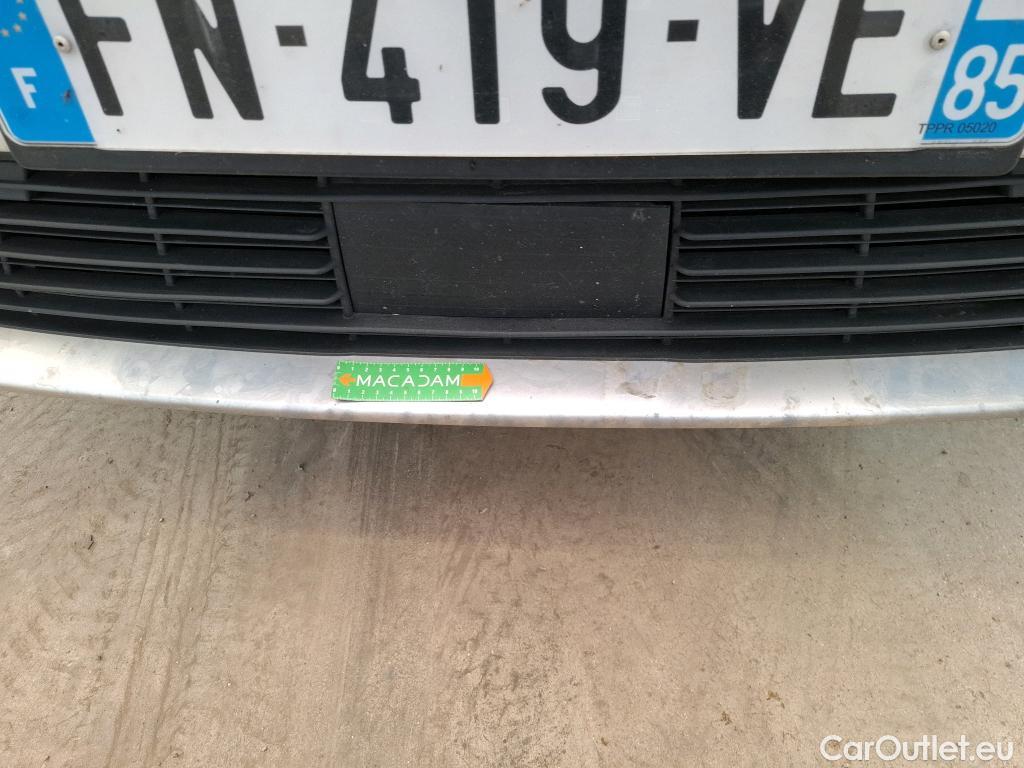  DS  DS7 DS DS 7 Crossback / 2017 / 5P / SUV E-TENSE 4x4 PERFORMANCE Line + #16