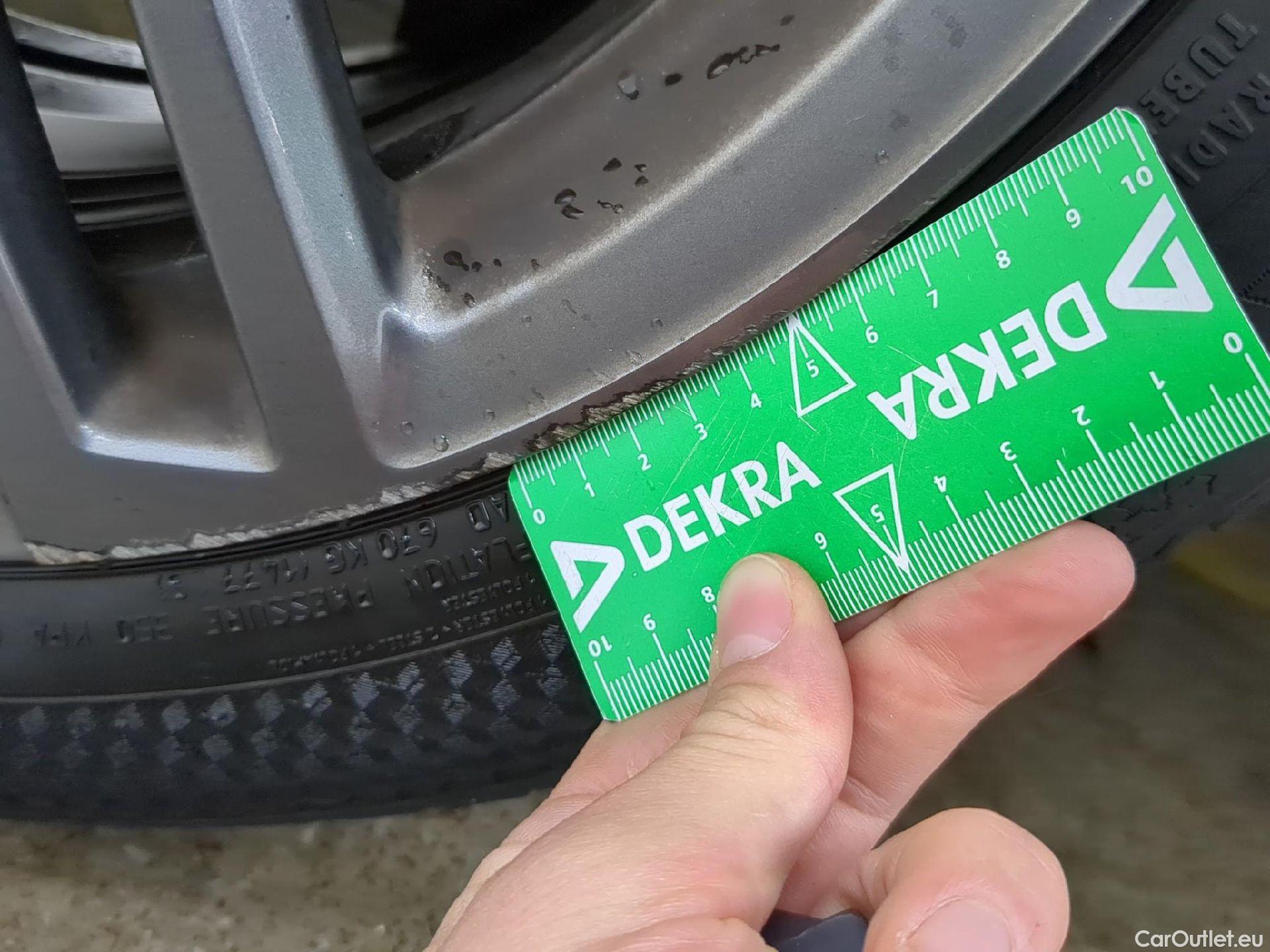  Peugeot  308  Active Pack 1.5 HDi 130CV BVA8 E6d #23