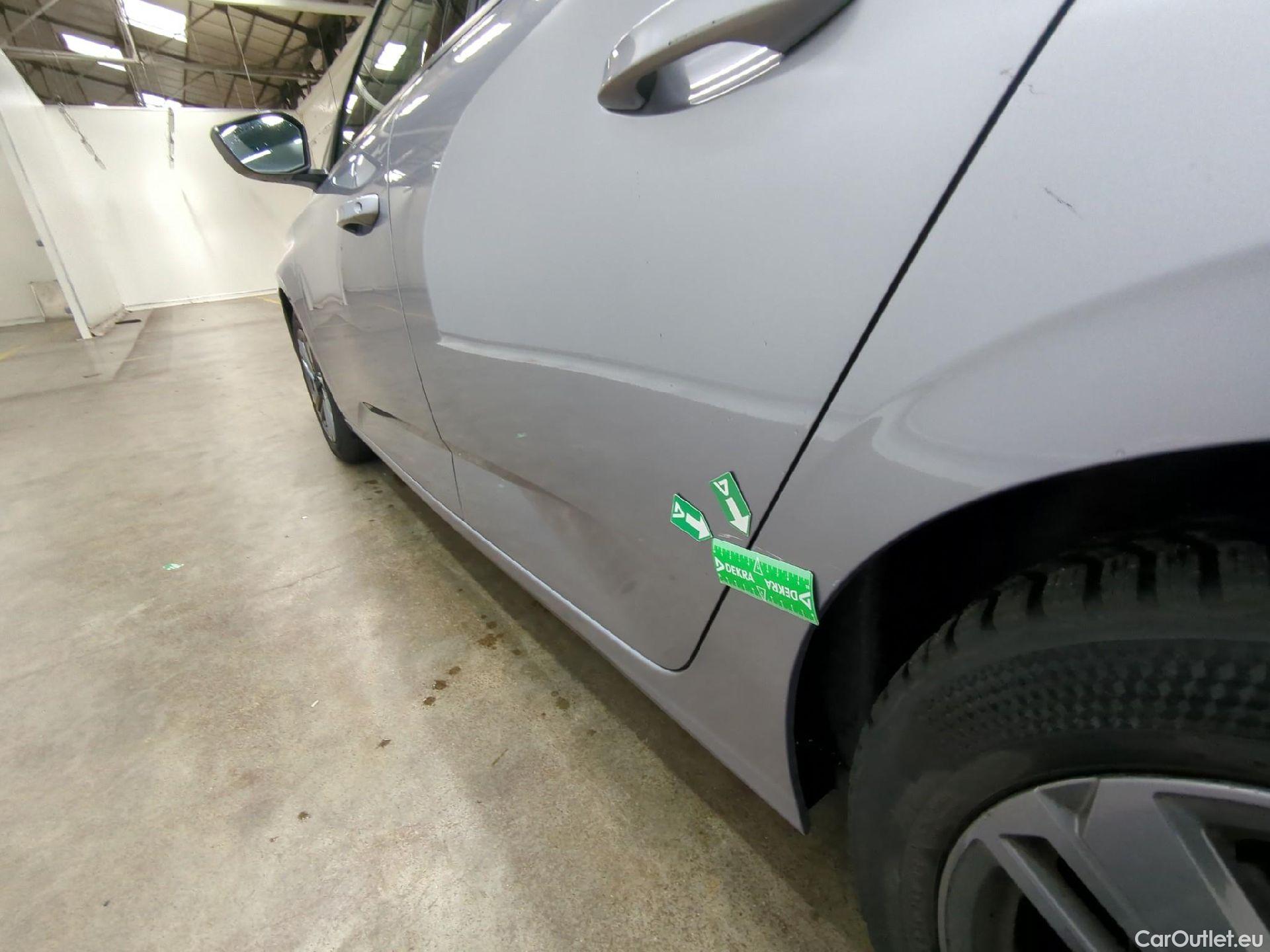  Peugeot  308  Active Pack 1.5 HDi 130CV BVA8 E6d #41