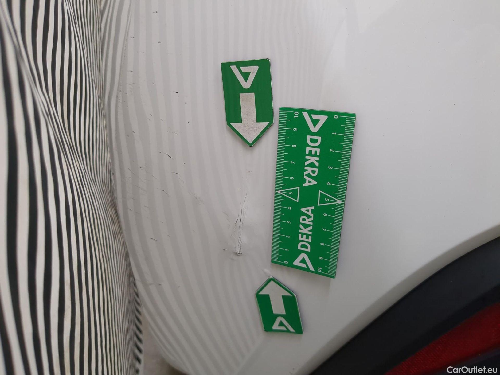  Toyota  Yaris TOYOTA  Hybride / 2019 / 5P / Berline Hybride 116h France Business Stage Acad #20