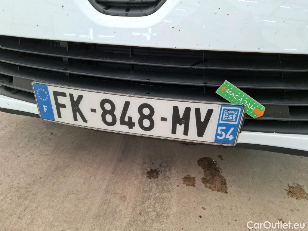  Renault  Clio  IV Business 0.9 TCe 90CV BVM5 E6 #17