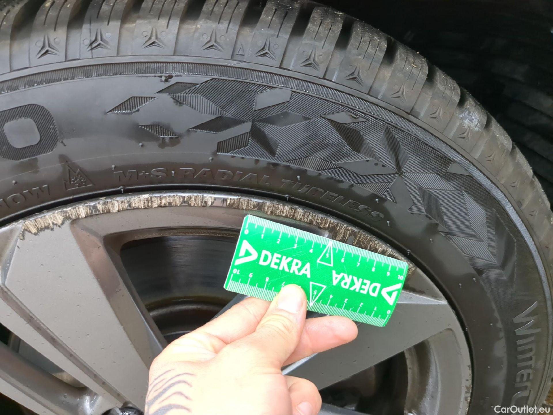  Peugeot  308  Active Pack 1.5 HDi 130CV BVA8 E6d #11