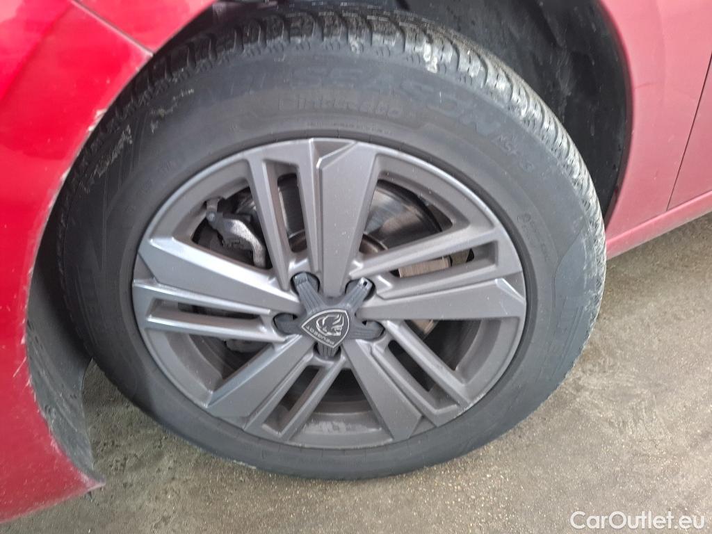  Peugeot  308 PEUGEOT  SW / 2021 / 5P / Break PureTech 130 S&S ACTIVE PACK #32